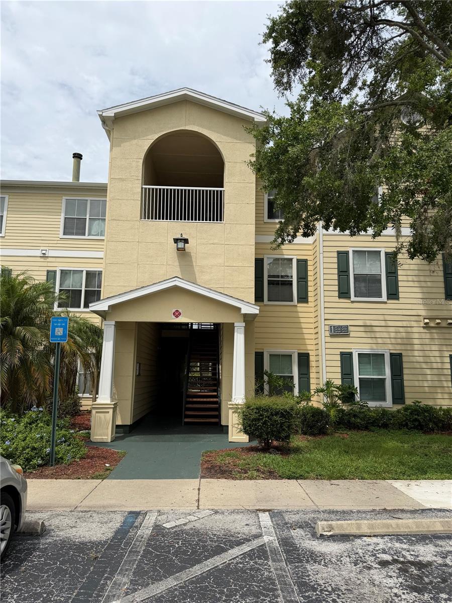 Photo of 18593 BRIDLE CLUB DRIVE TAMPA FL 33647