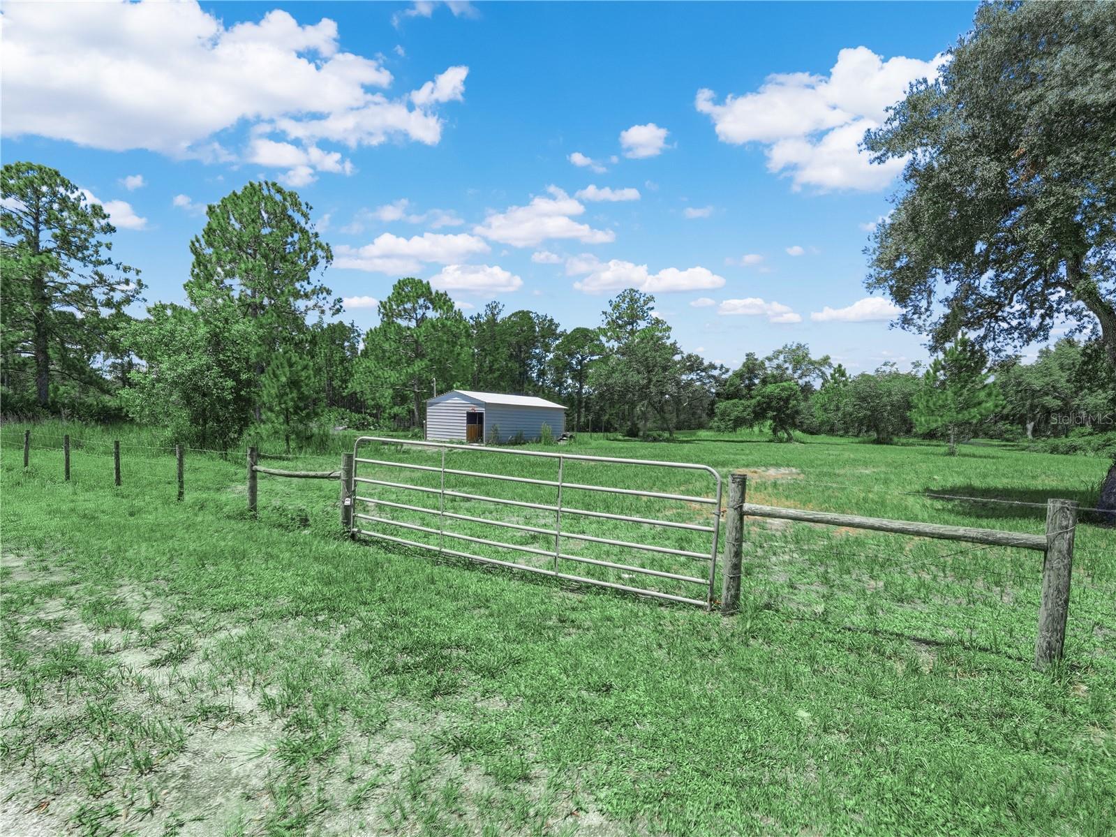 Photo of 1202 R E BYRD RD FROSTPROOF FL 33843