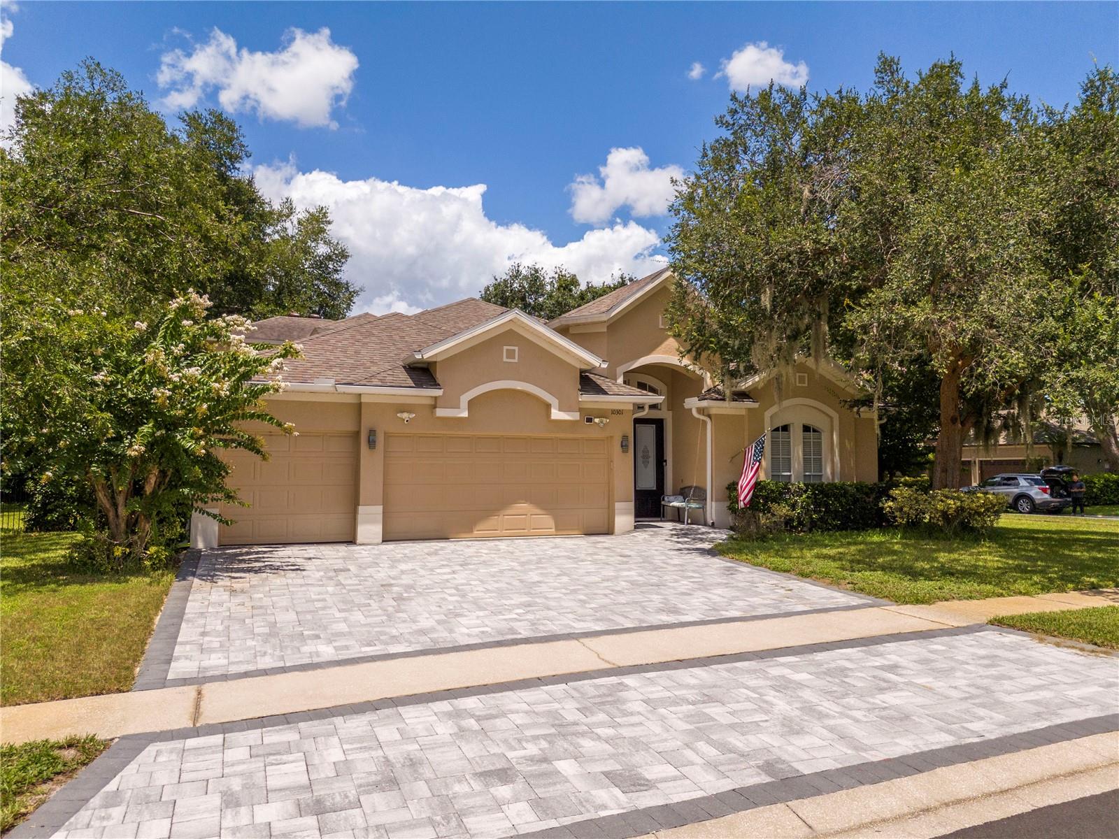 Photo of 10301 OAKVIEW POINTE TERRACE GOTHA FL 34734