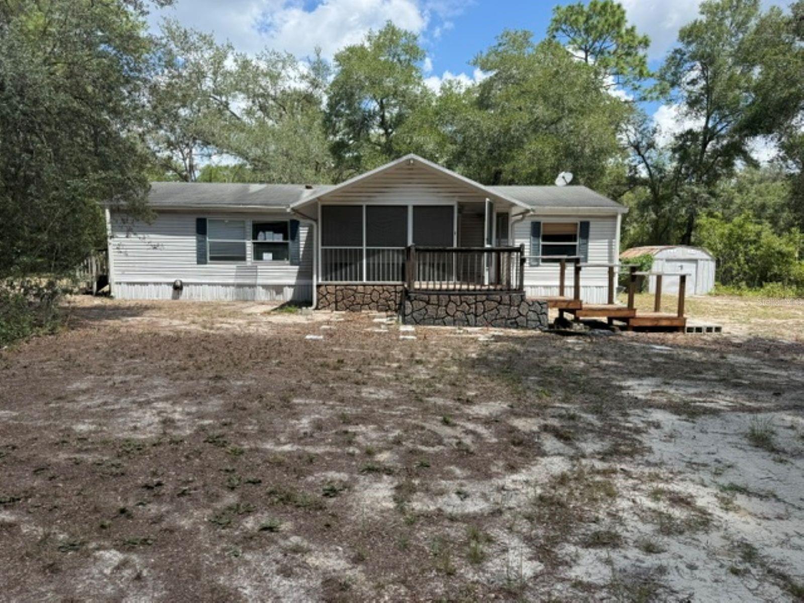Photo of 18351 SE 62ND PLACE OCKLAWAHA FL 32179