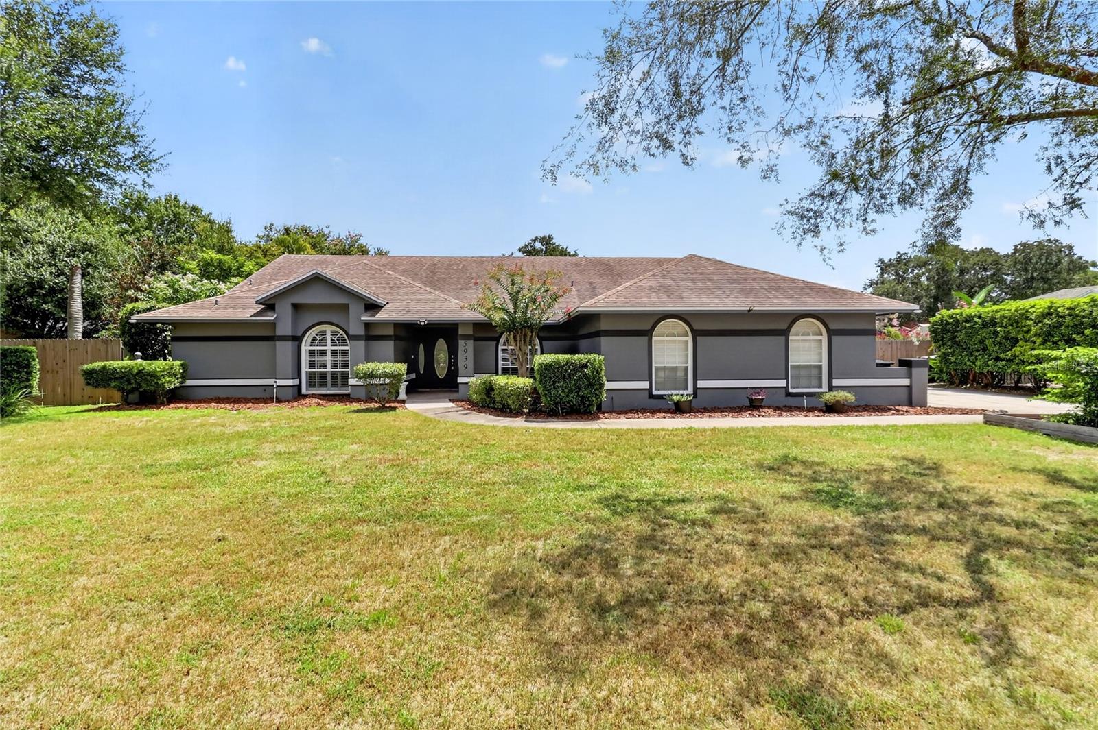 Photo of 5939 WINDWOOD DRIVE LAKELAND FL 33813