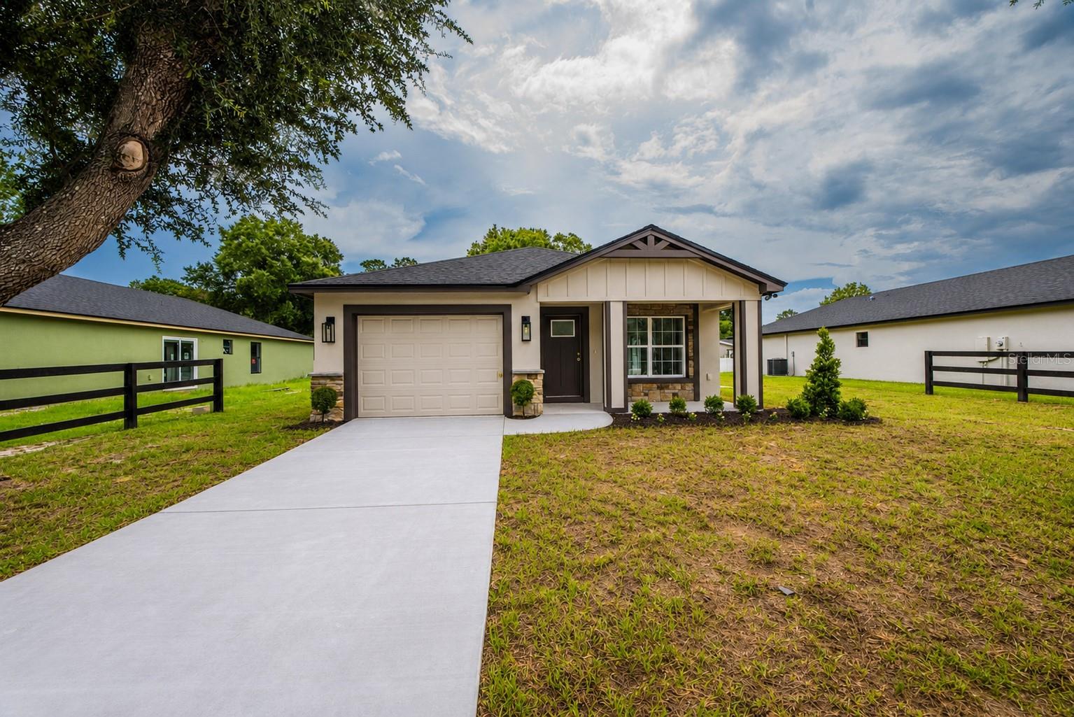 Photo of 4570 WINDEE AVENUE LAKELAND FL 33811