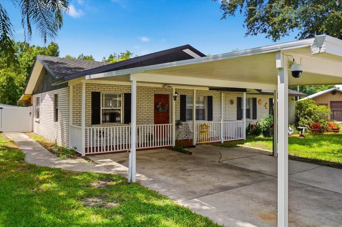 Photo of 156 MANSEAU DRIVE WINTER HAVEN FL 33880