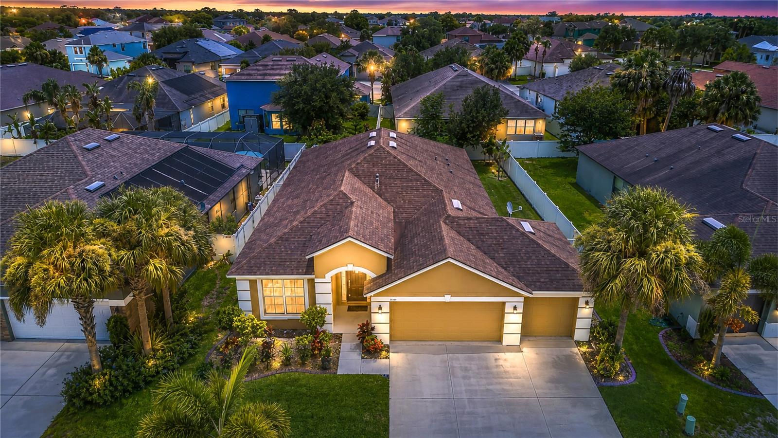 Photo of 8443 WHITE POPLAR DRIVE RIVERVIEW FL 33578