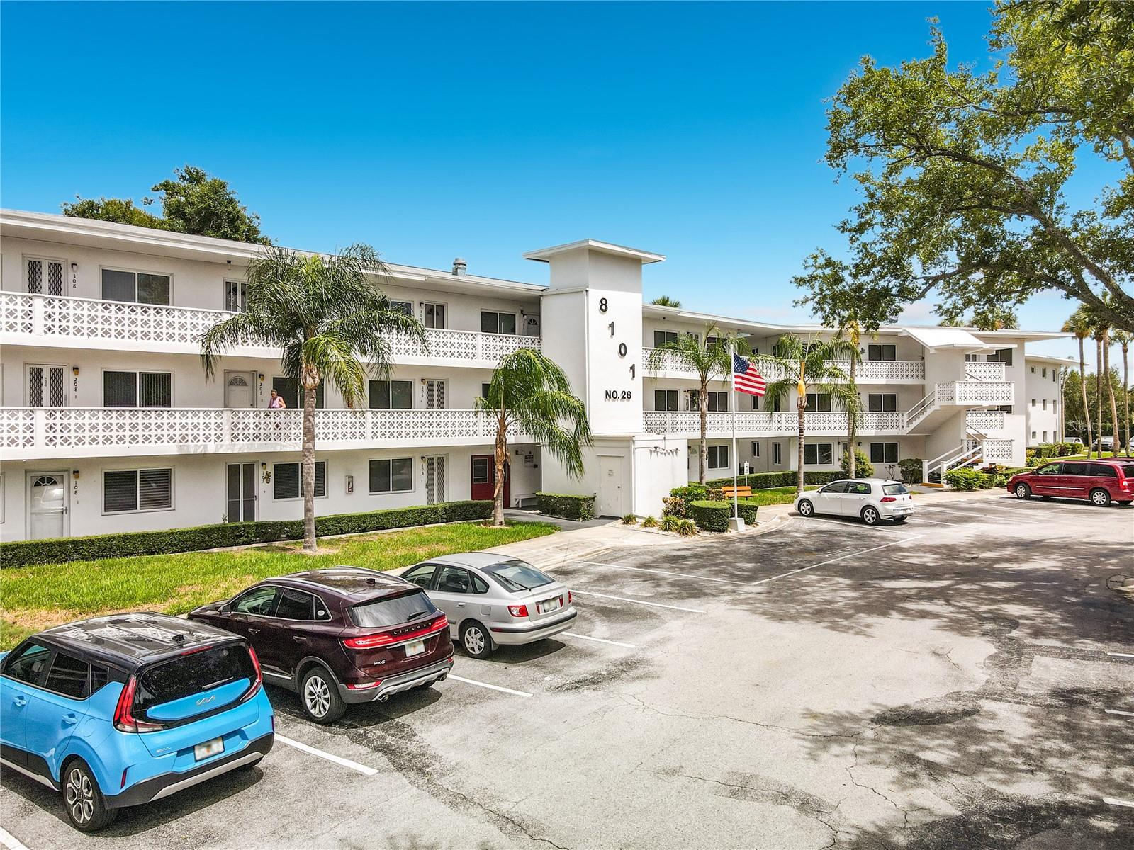 Photo of 8101 113TH STREET #309 SEMINOLE FL 33772