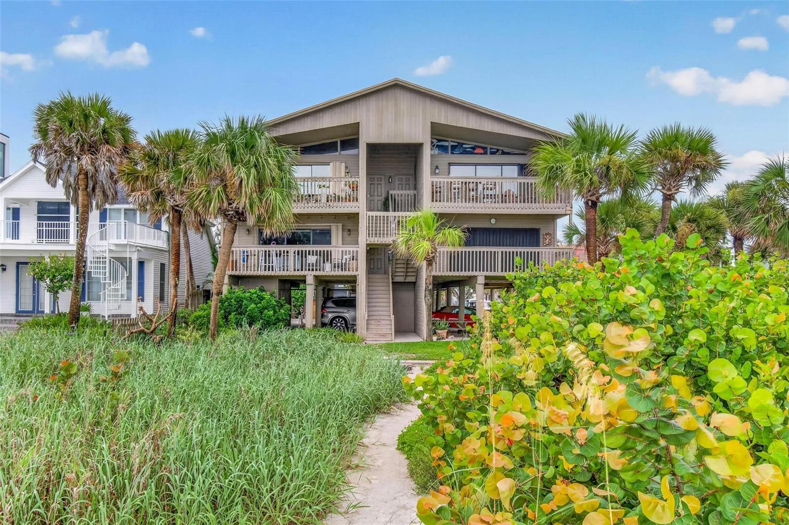 Photo of 300 BEACH TRAIL #201 INDIAN ROCKS BEACH FL 33785