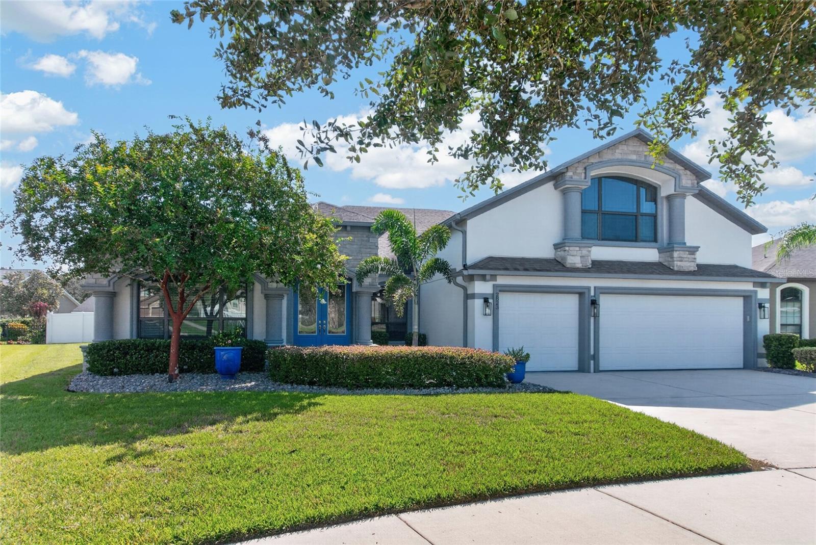 Photo of 2823 COLEWOOD LANE DOVER FL 33527