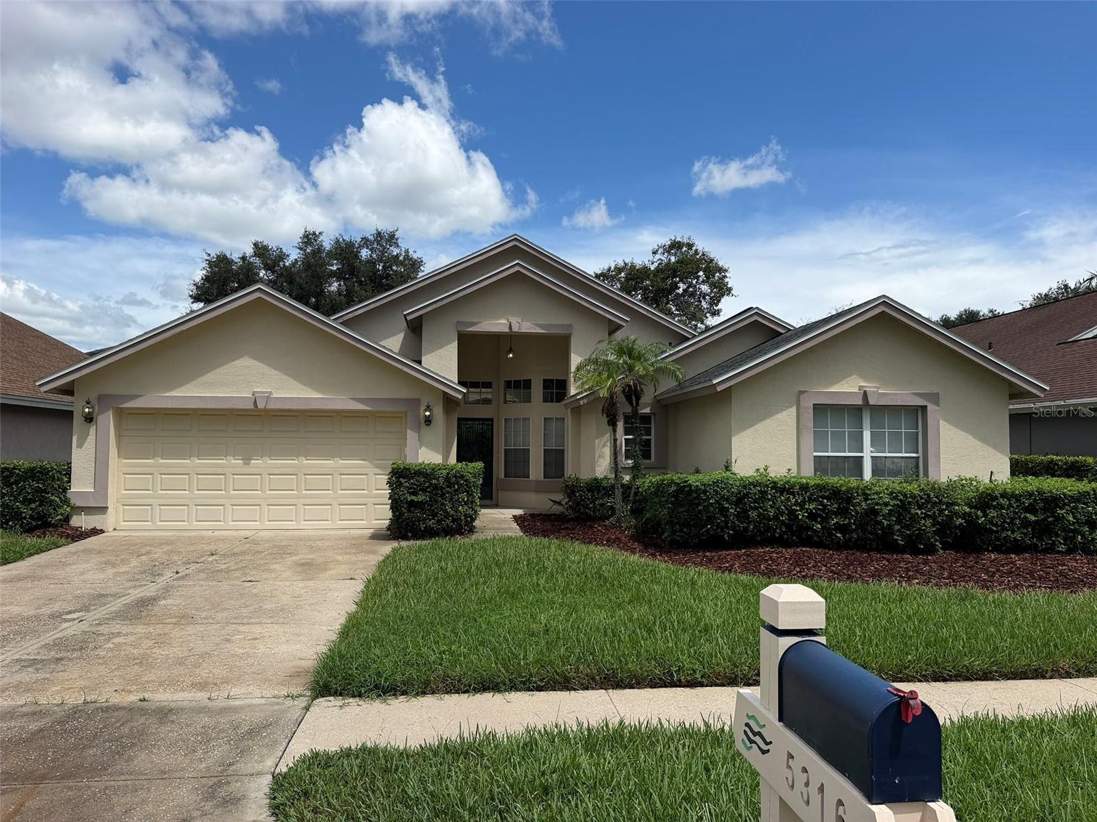 Photo of 5316 COTTONWOOD TREE CIRCLE VALRICO FL 33596