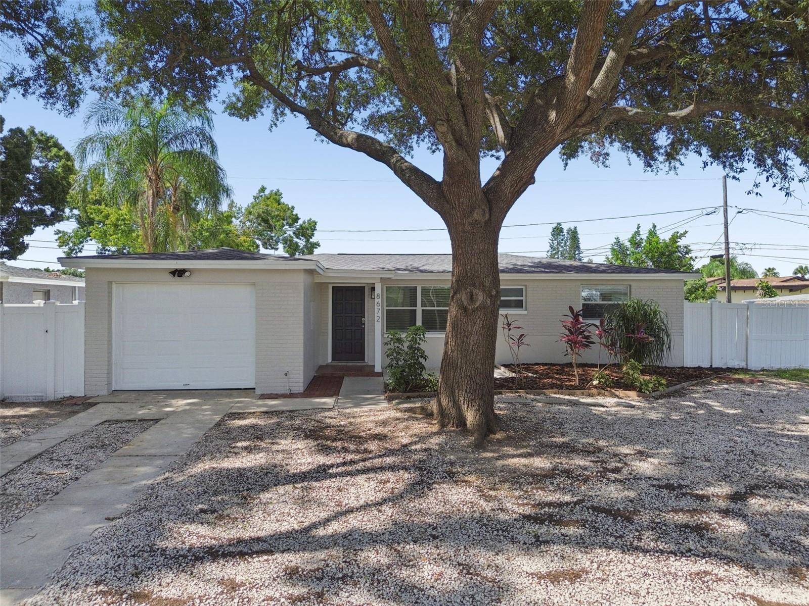 Photo of 8672 78TH PLACE SEMINOLE FL 33777