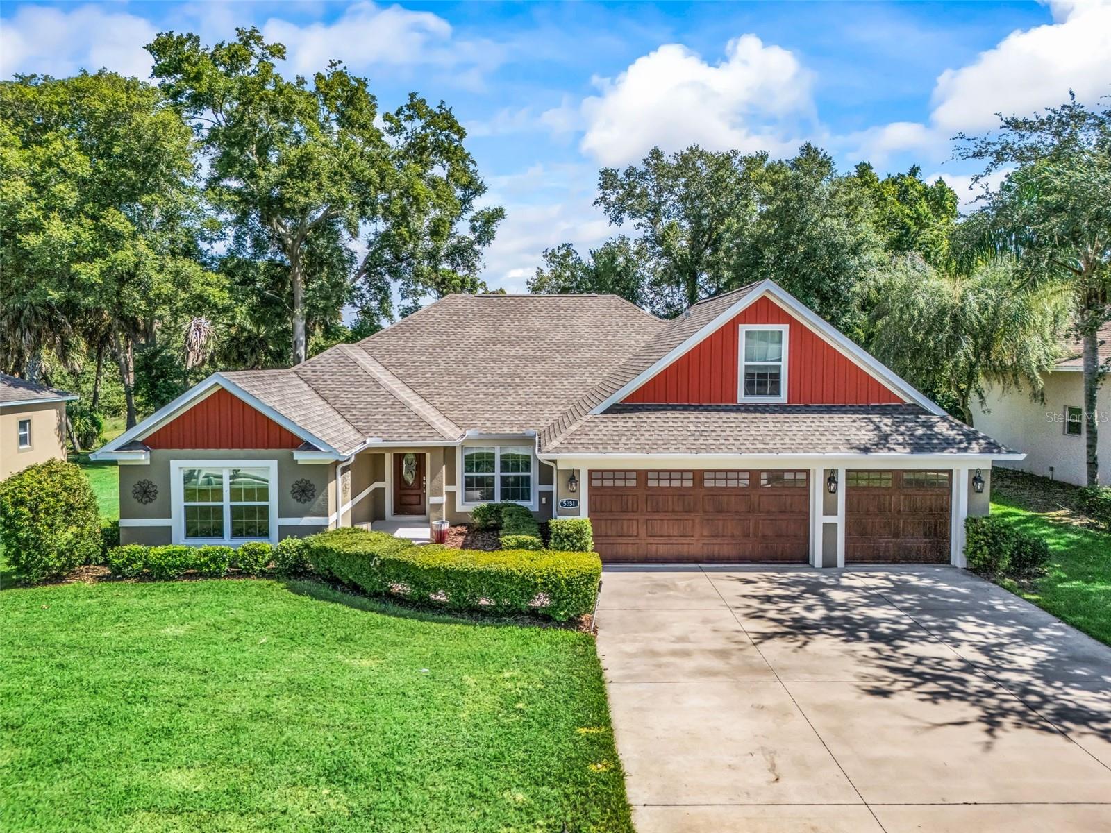 Photo of 5331 GROVE MANOR LADY LAKE FL 32159