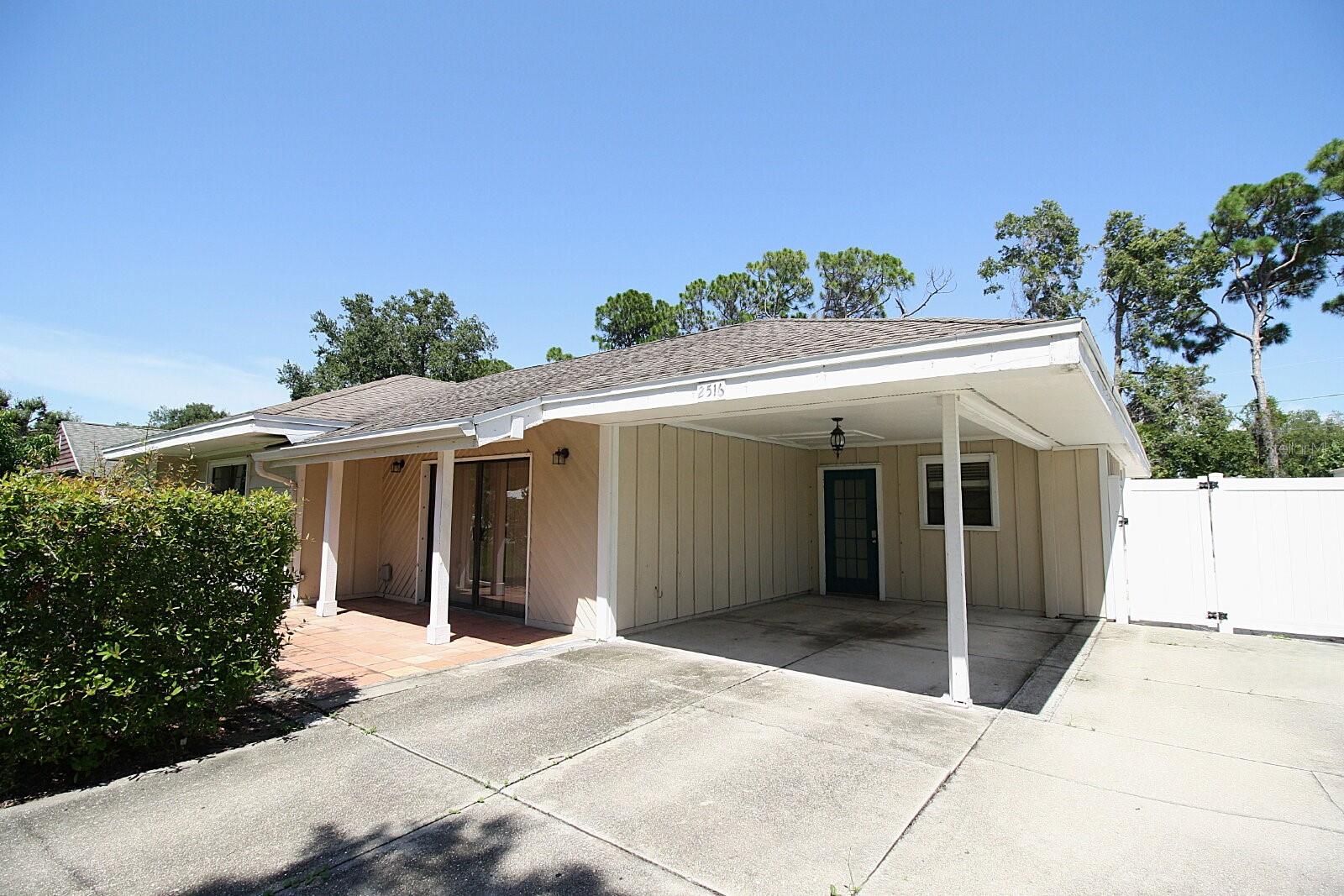 Photo of 2516 E MILMAR DRIVE SARASOTA FL 34237