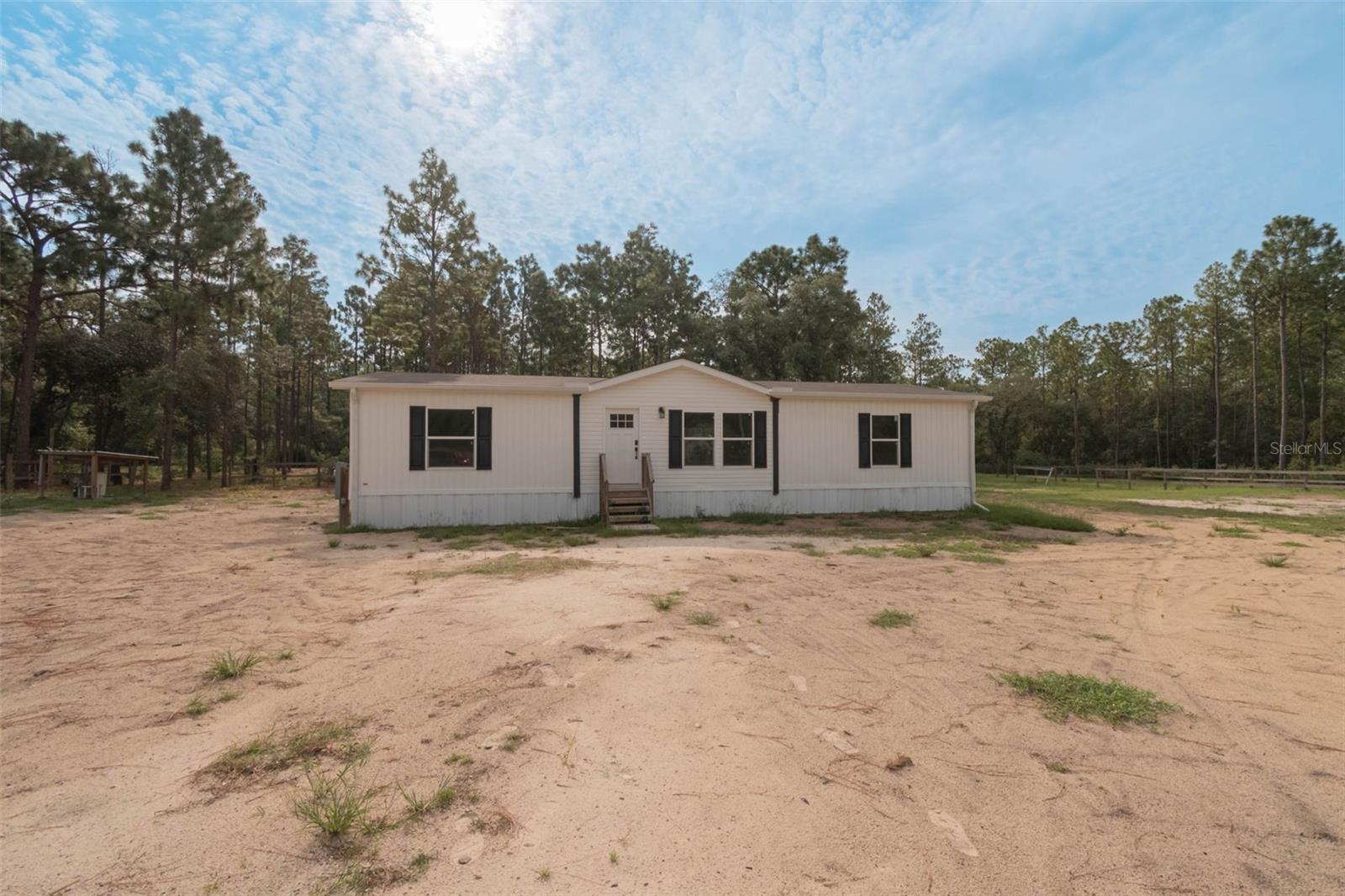 Photo of 8719 N PRESNELL TERRACE DUNNELLON FL 34433
