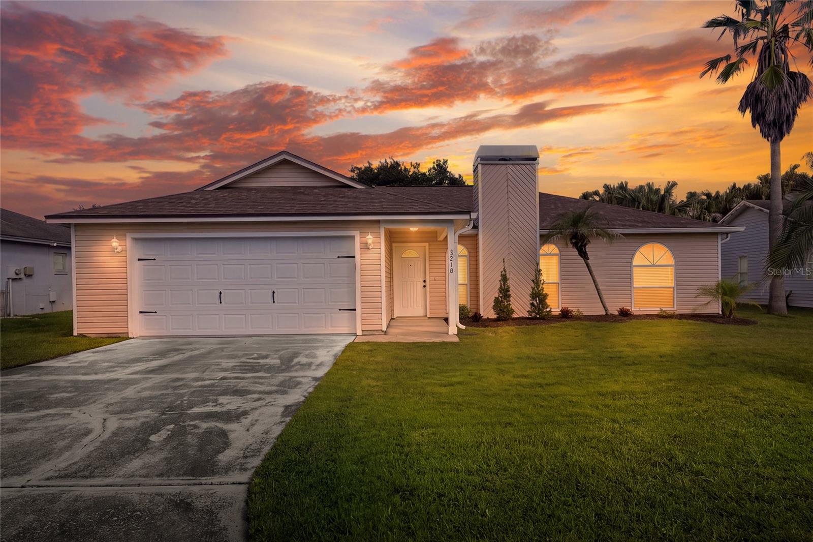 Photo of 3210 THOROUGHBRED LOOP LAKELAND FL 33811