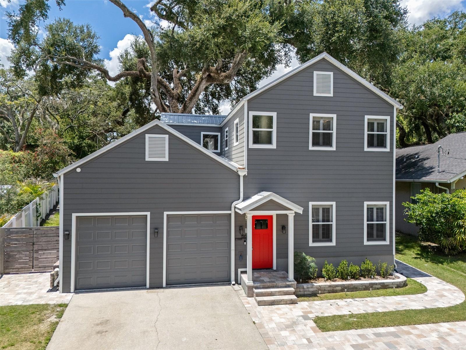 Photo of 1513 E PARK CIRCLE TAMPA FL 33610