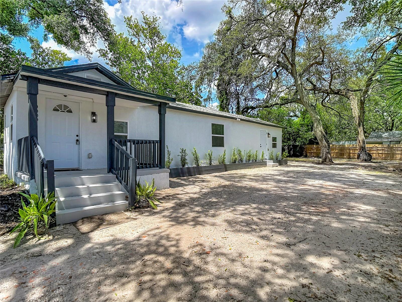 Photo of 10009 N FLORENCE AVENUE TAMPA FL 33612