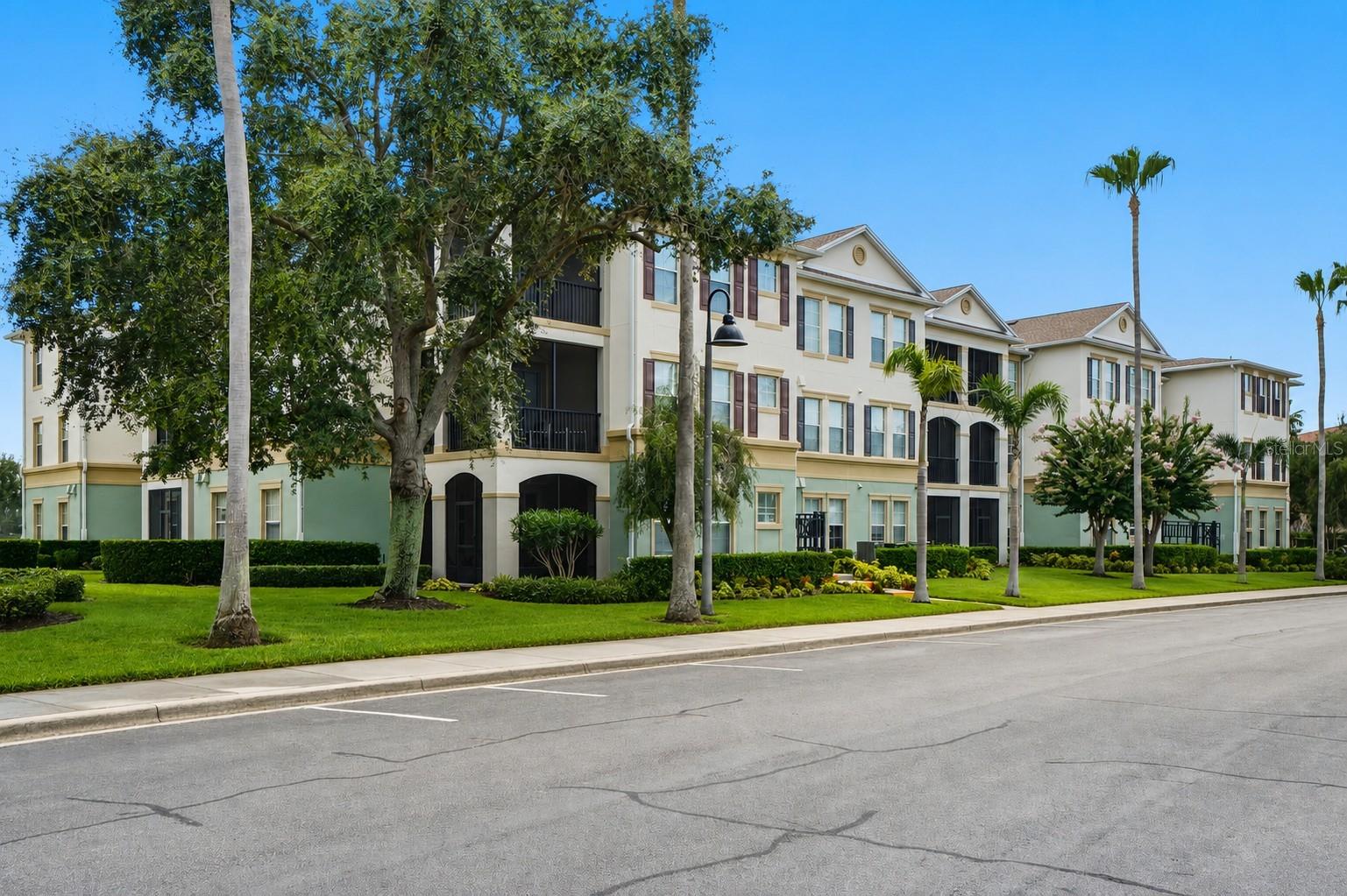 Photo of 8156 BOAT HOOK LOOP #602 WINDERMERE FL 34786