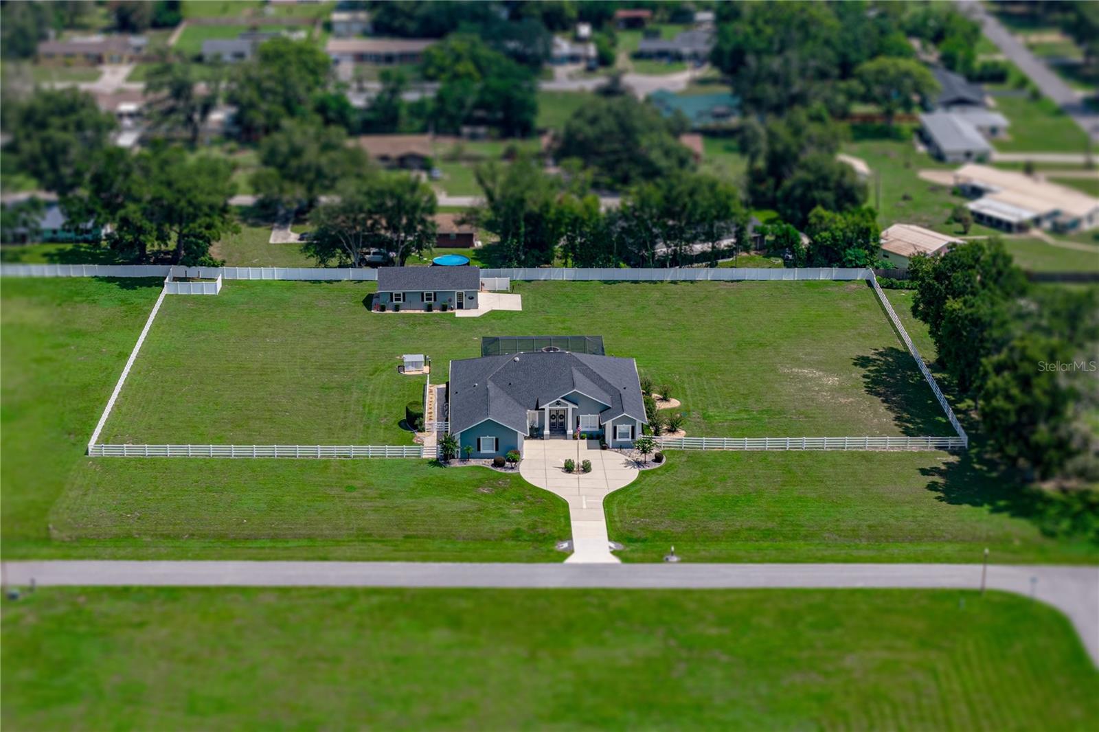 Photo of 37405 HIGHRIDGE DRIVE DADE CITY FL 33525