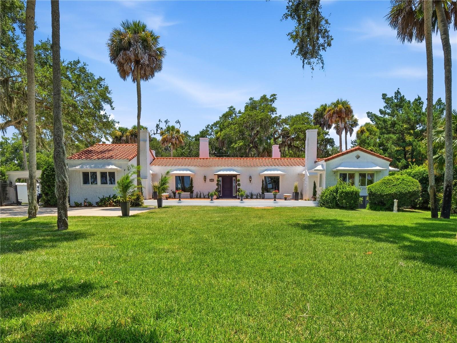 Photo of 636 N RIVERSIDE DRIVE NEW SMYRNA BEACH FL 32168