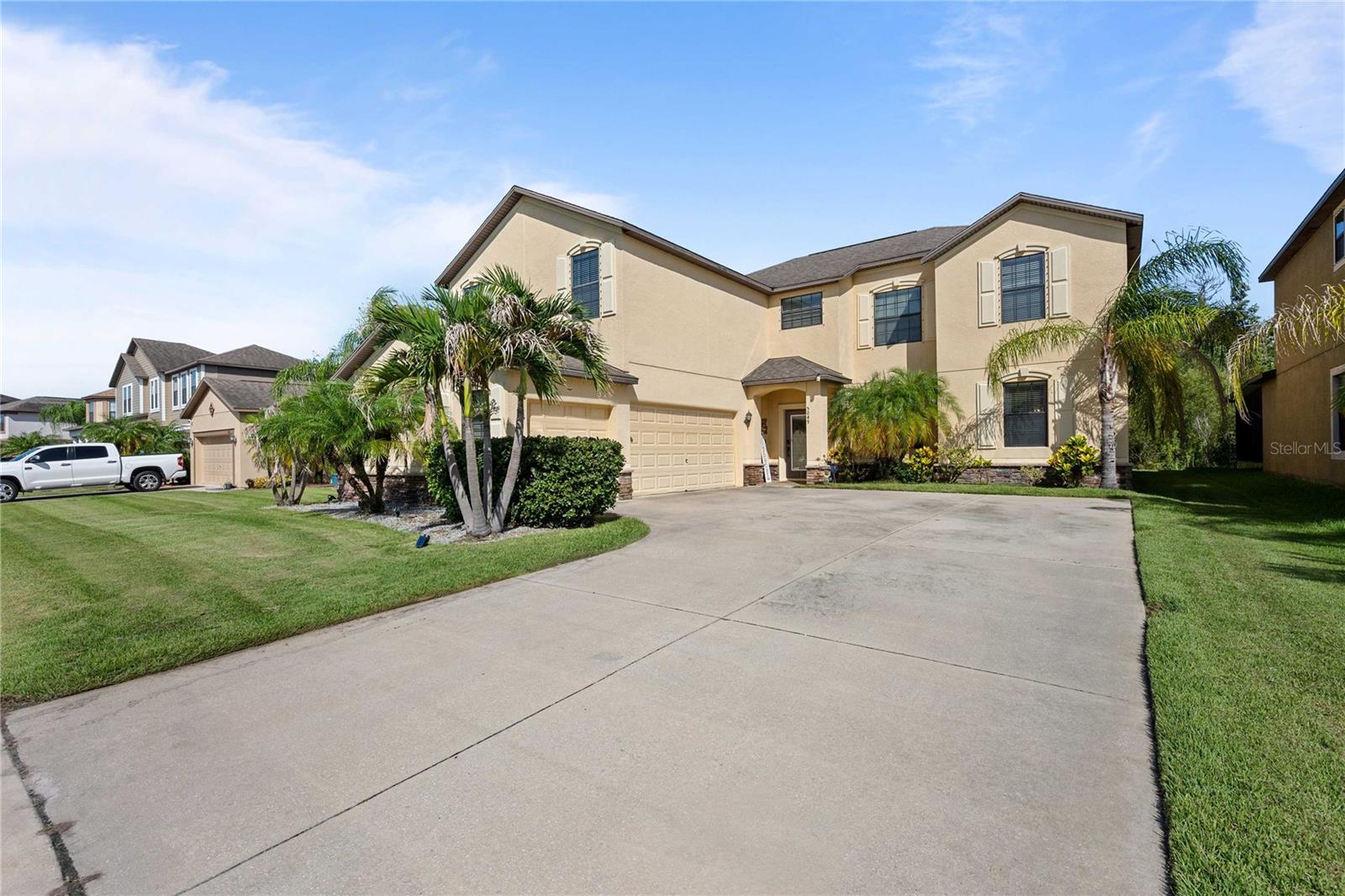 Photo of 5049 IVORY STONE DRIVE WIMAUMA FL 33598