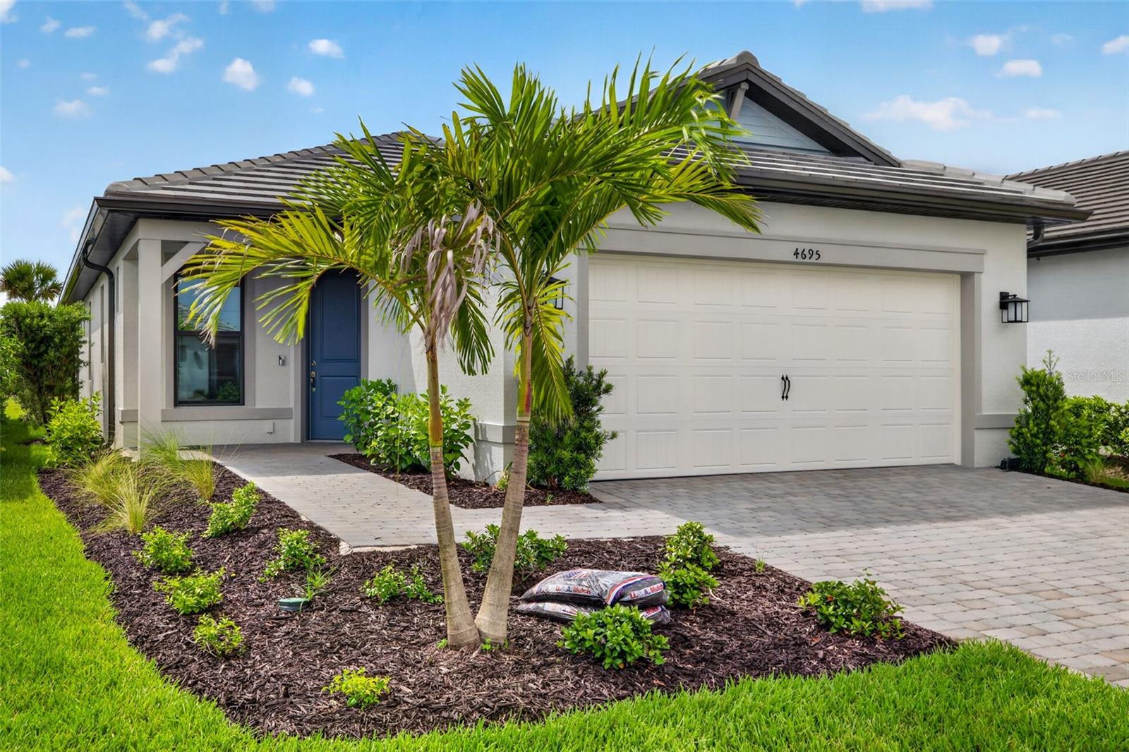 Photo of 4695 BLUE STAR COURT NORTH PORT FL 34289