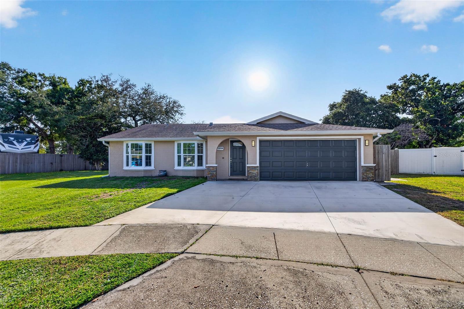 Photo of 11280 FREEDOM COURT SEMINOLE FL 33772