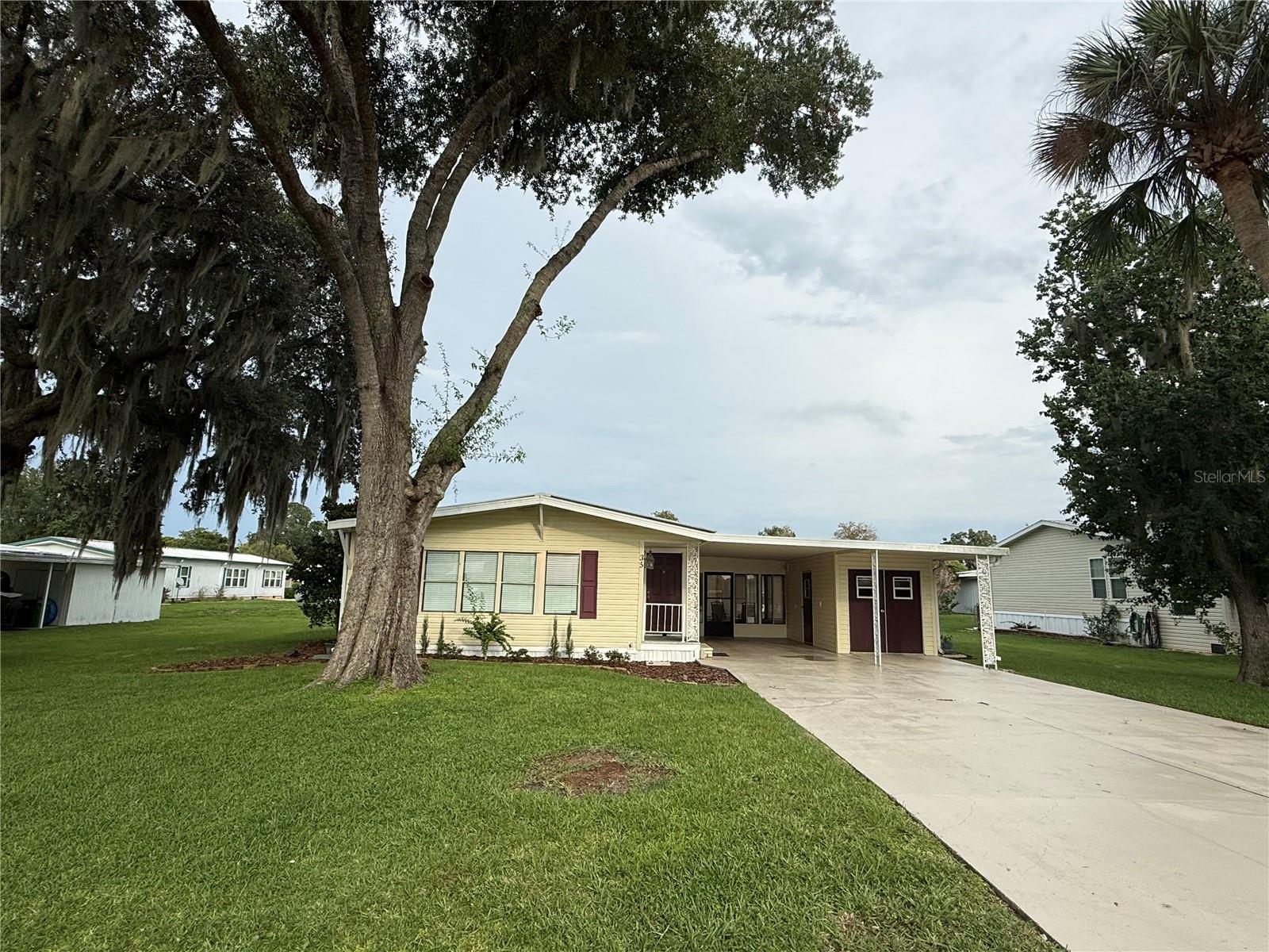 Photo of 35 SEMINOLE PATH WILDWOOD FL 34785