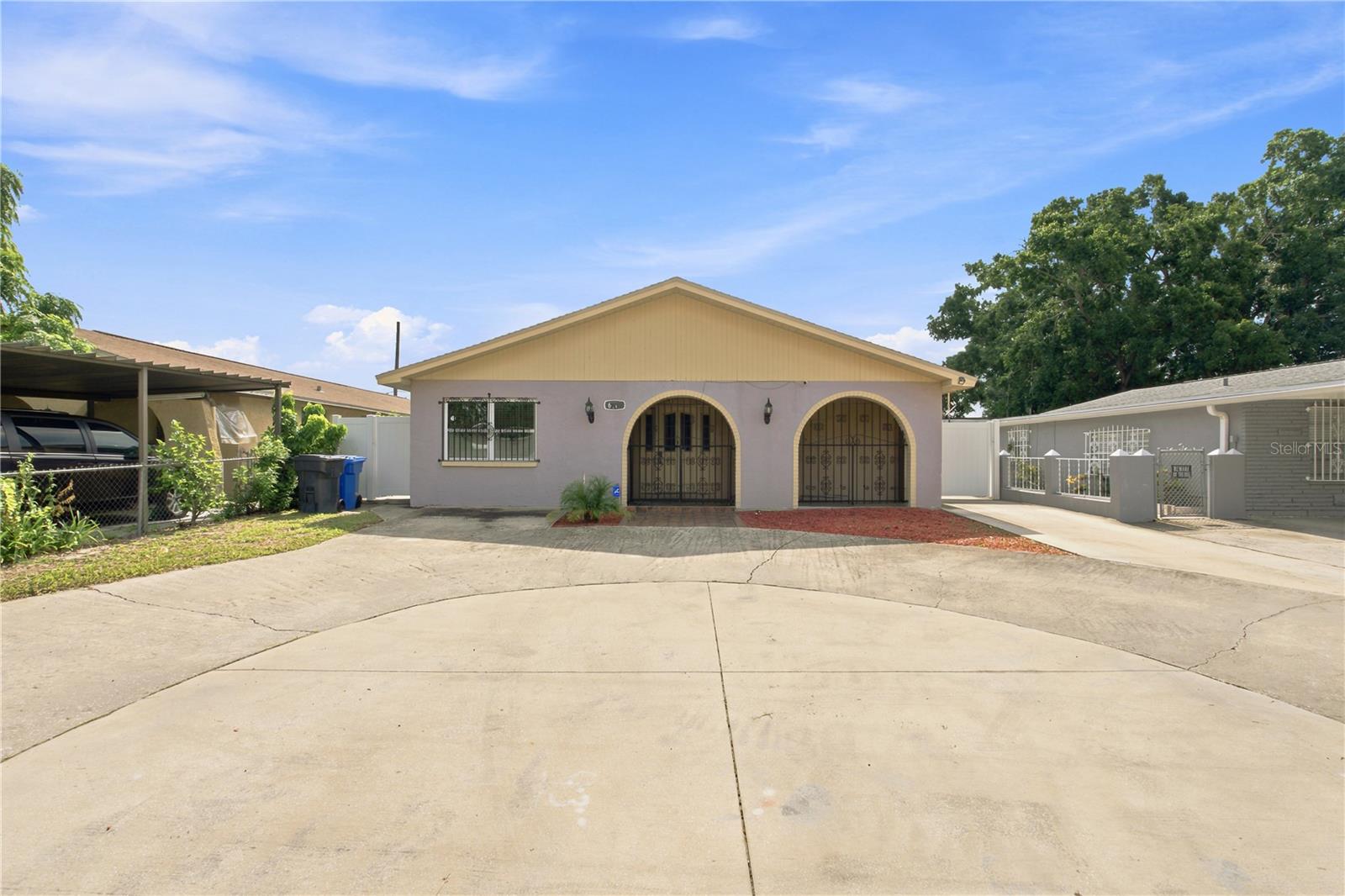 Photo of 6513 N MANHATTAN AVENUE TAMPA FL 33614