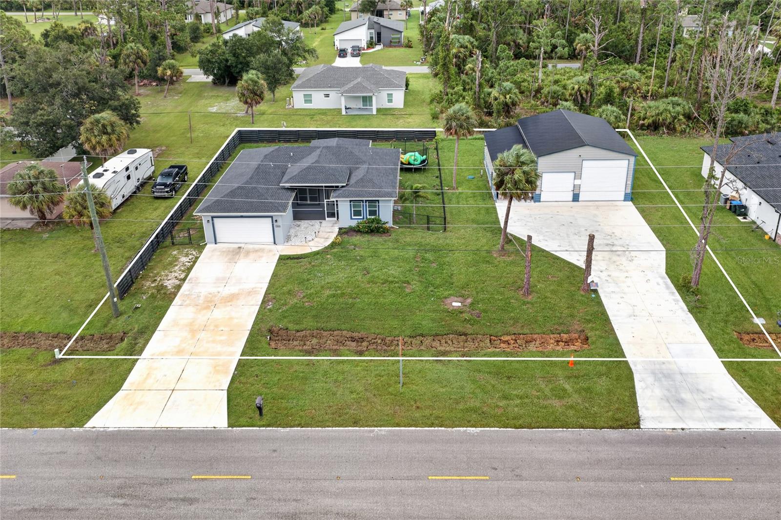 Photo of 1264 S SALFORD BOULEVARD NORTH PORT FL 34287
