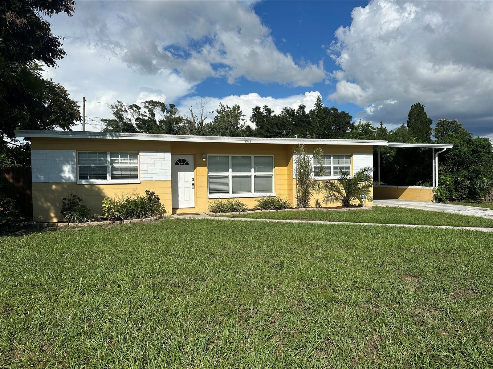 Photo of 8933 NARCISSUS AVENUE SEMINOLE FL 33777