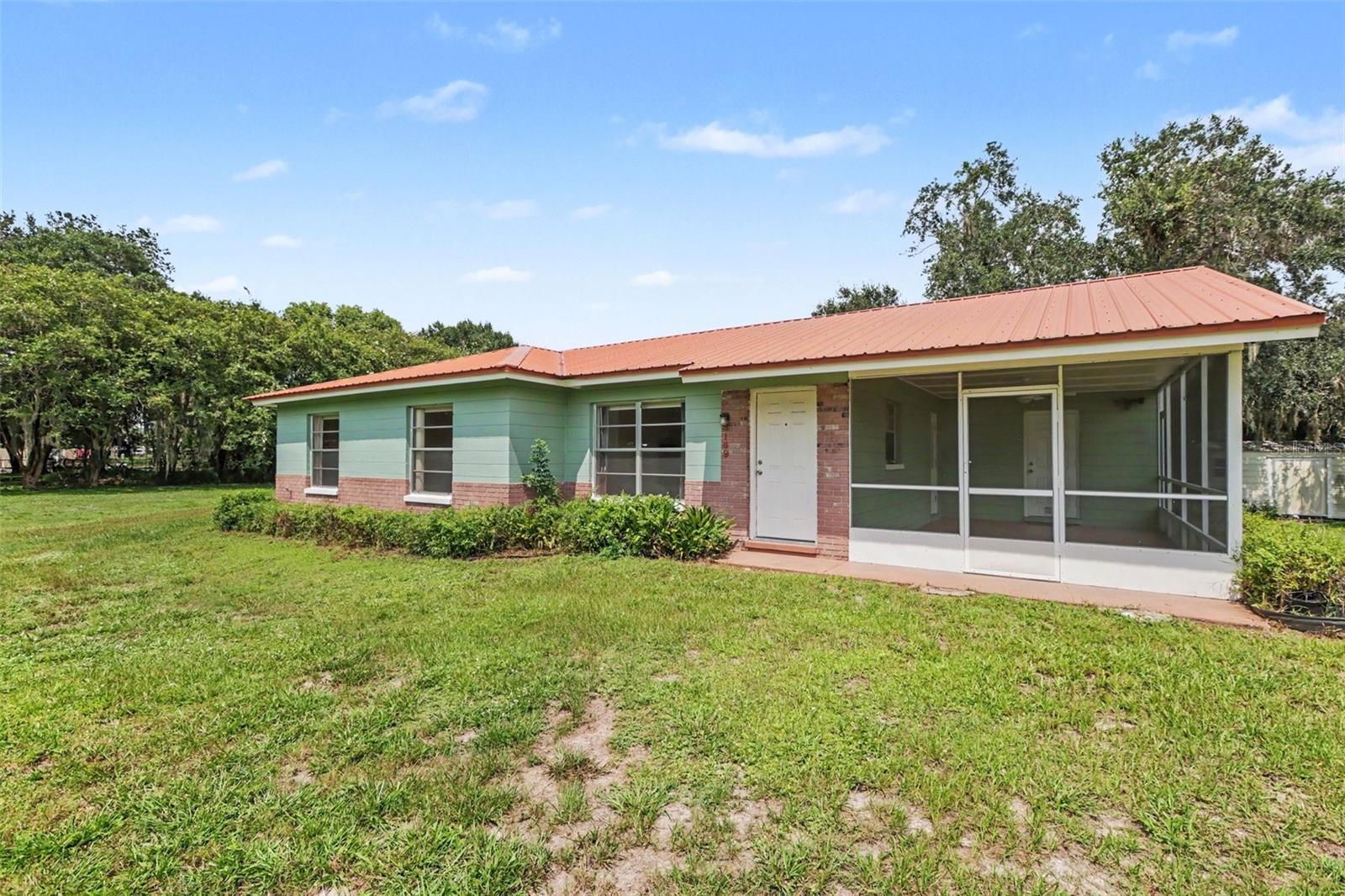 Photo of 3149 SYDNEY DOVER ROAD DOVER FL 33527