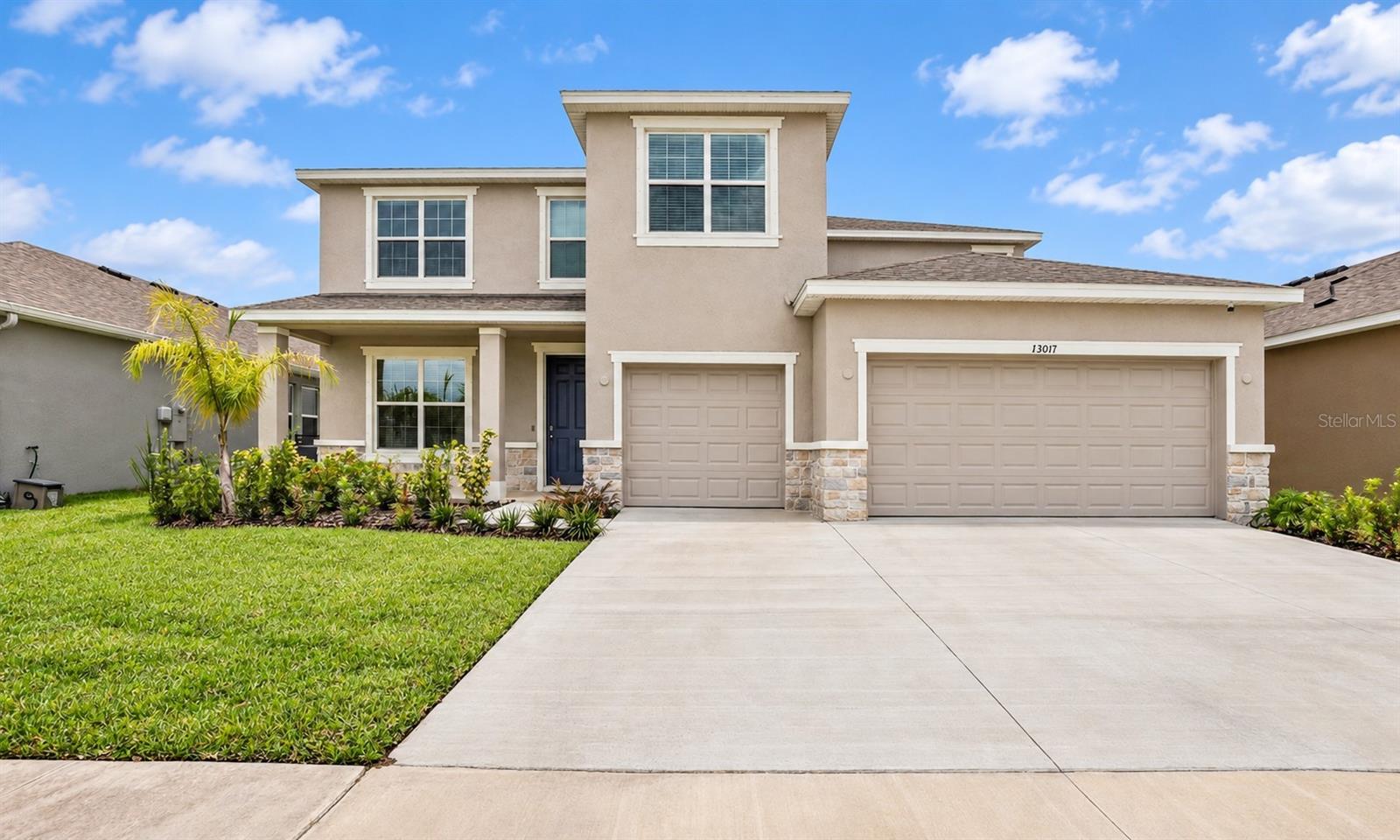 Photo of 13017 WILLOW GROVE DRIVE RIVERVIEW FL 33579