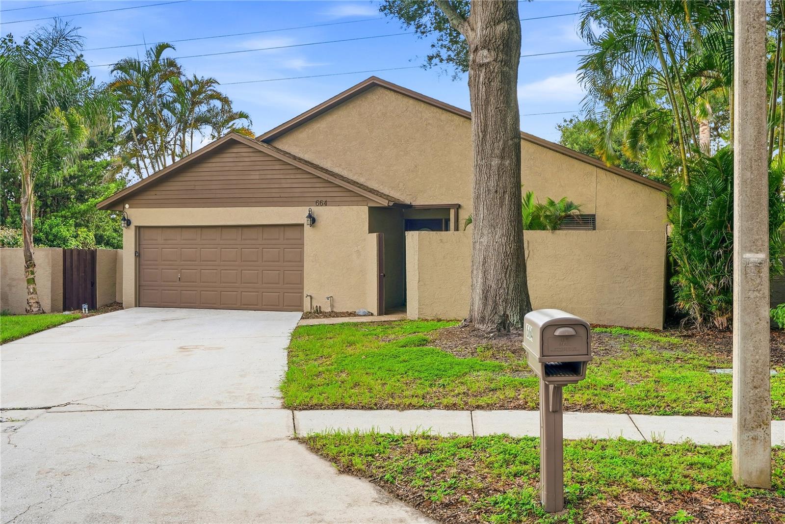 Photo of 664 CHANNING DRIVE PALM HARBOR FL 34684