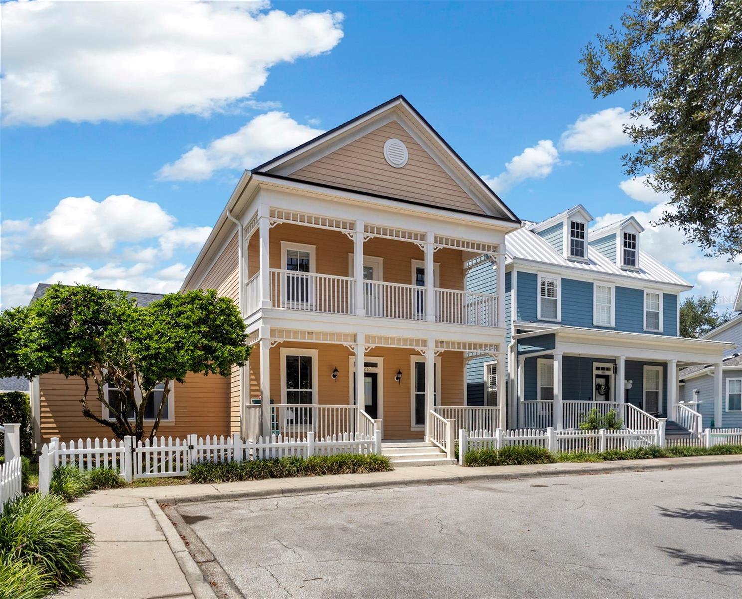 Photo of 1010 PERIWINKLE COURT CELEBRATION FL 34747