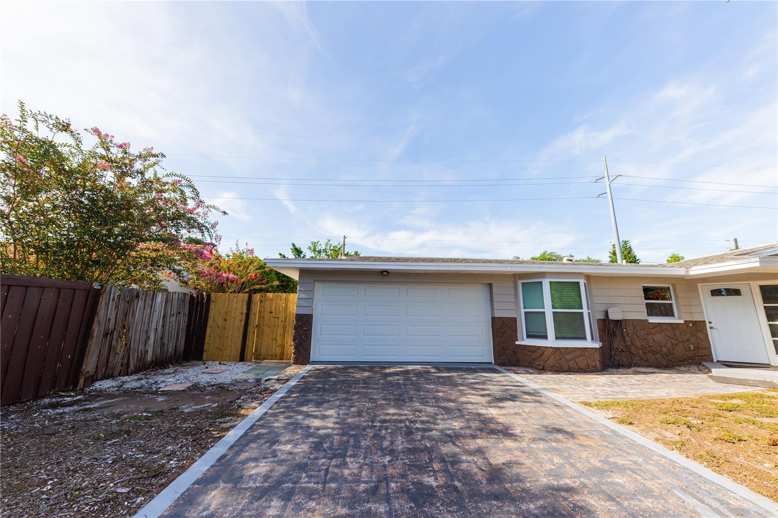 Photo of 1574 SOUVENIR DRIVE CLEARWATER FL 33755