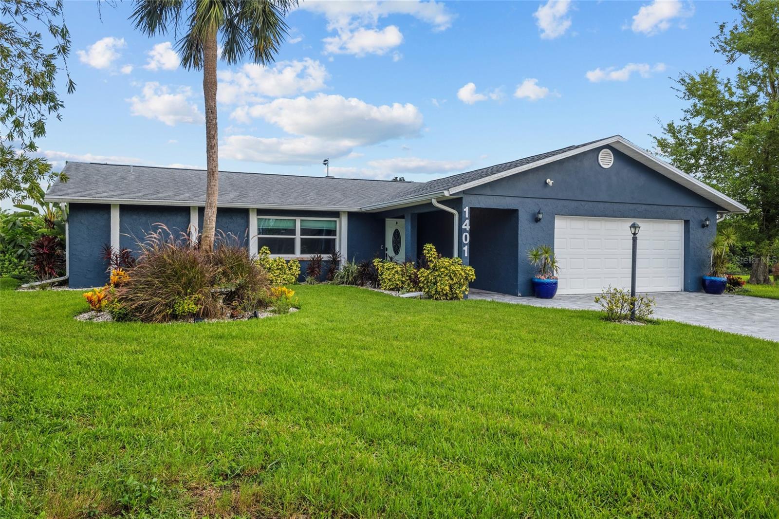 Photo of 1401 GEORGETOWNE DRIVE SARASOTA FL 34232