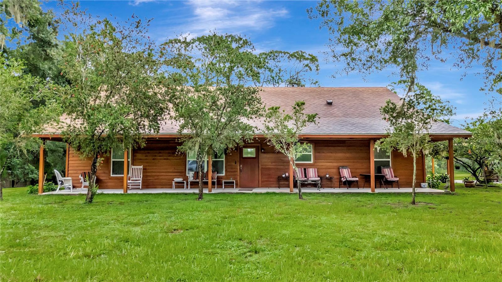 Photo of 7427 REDWING ROAD GROVELAND FL 34736