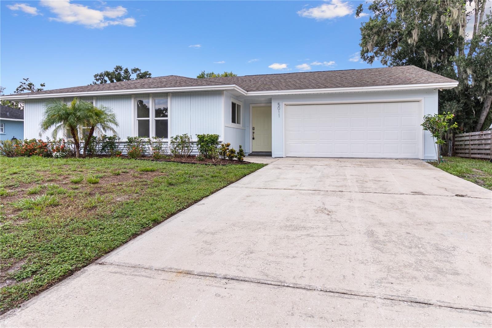 Photo of 5011 LEON DRIVE PALMETTO FL 34221