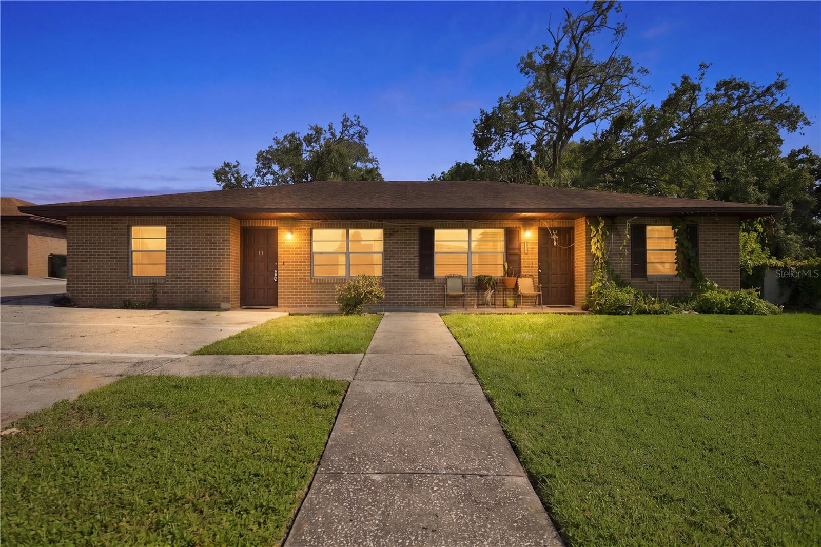 Photo of 101 LAKE HUNTER DRIVE #11 LAKELAND FL 33803