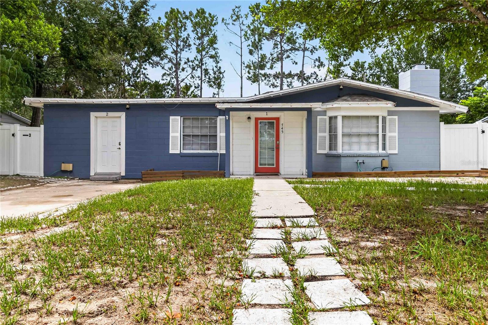 Photo of 745 HILLVIEW DRIVE ALTAMONTE SPRINGS FL 32714
