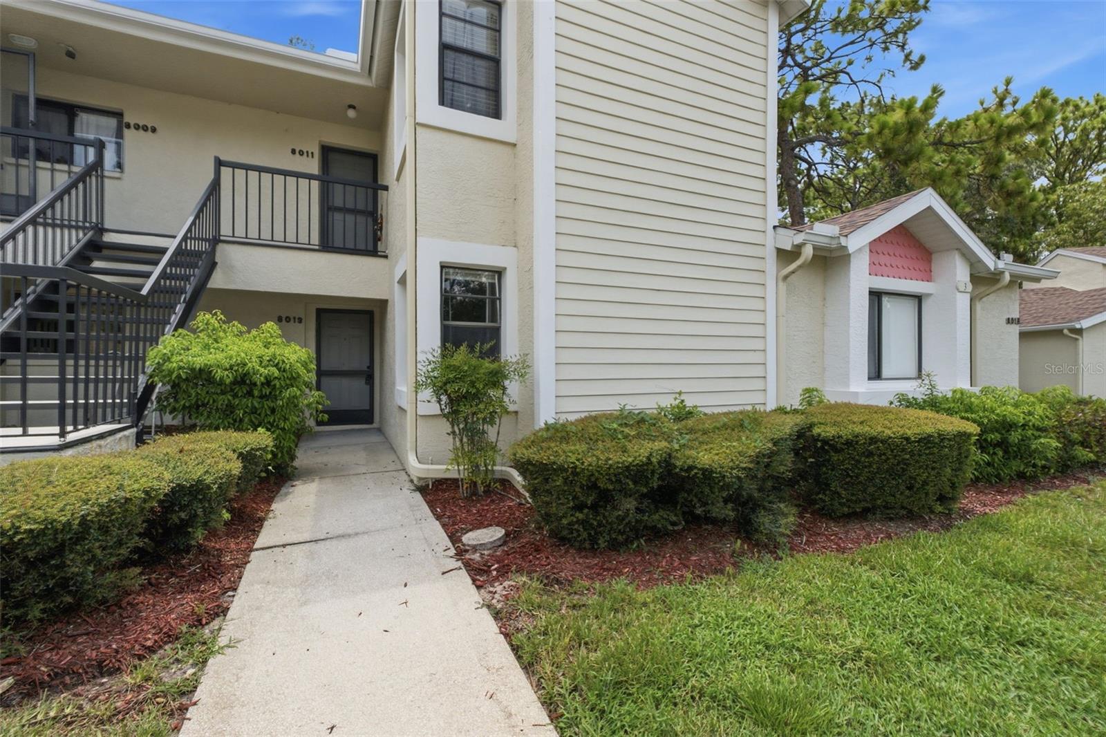 Photo of 8013 PICKETTS COURT #1 WEEKI WACHEE FL 34613
