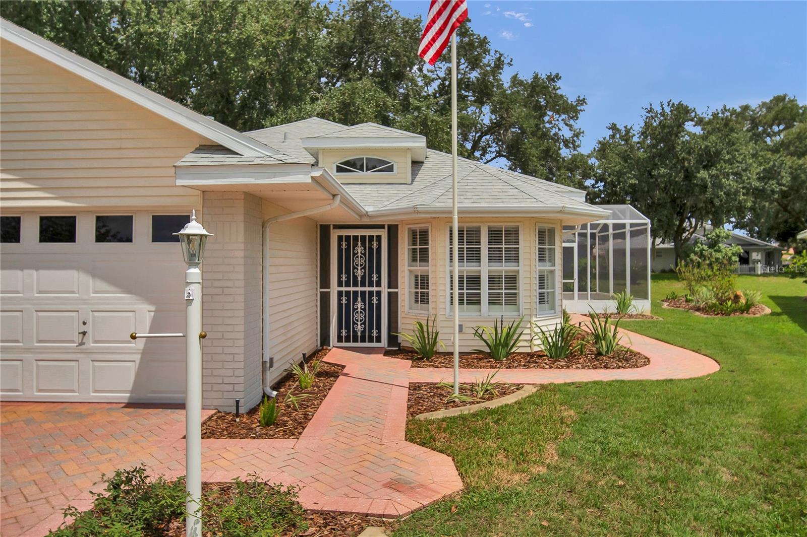 Photo of 5619 PRINCE ANDREW COURT LEESBURG FL 34748