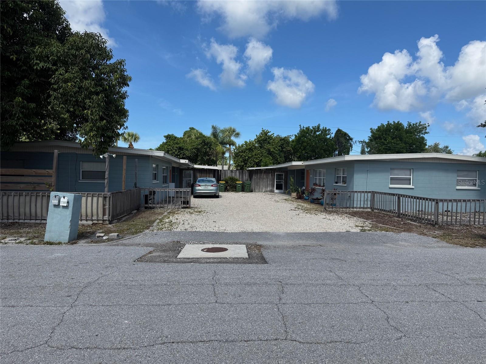 Photo of 3509 NORWOOD COURT SARASOTA FL 34234