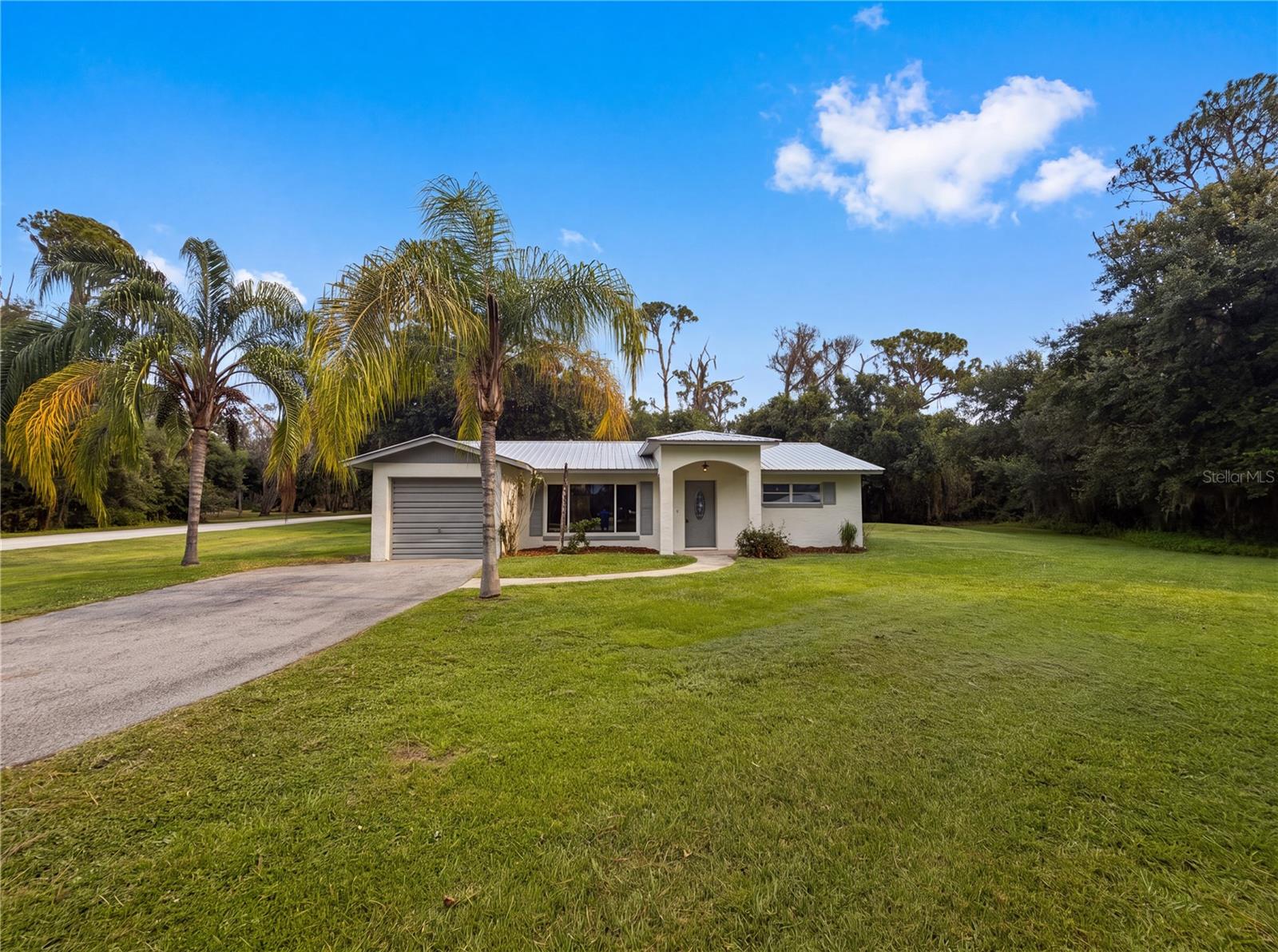 Photo of 6309 SHERMAN TERRACE SEBRING FL 33876