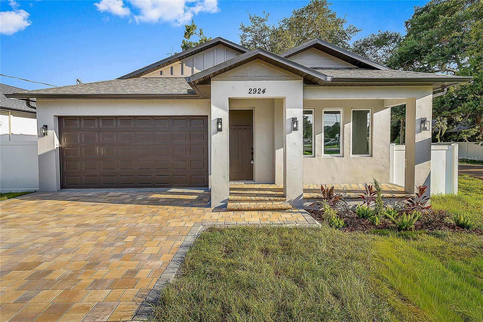 Photo of 2922 W GIDDENS AVENUE TAMPA FL 33614