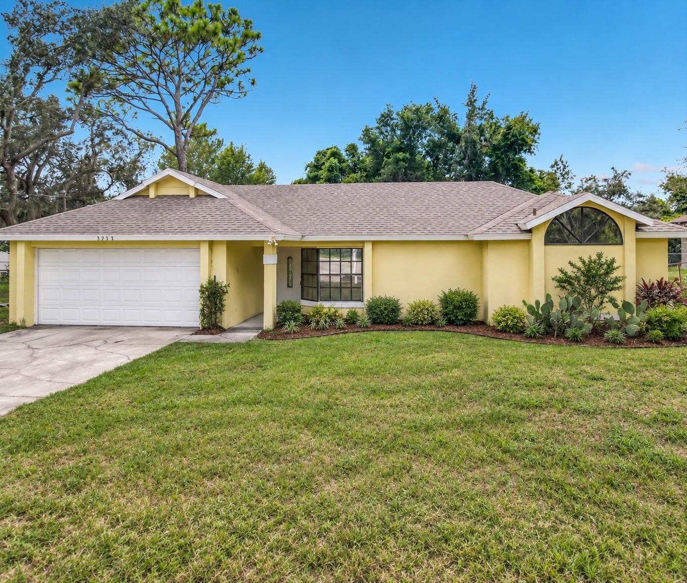 Photo of 3208 LAKE HELEN OSTEEN ROAD DELTONA FL 32738