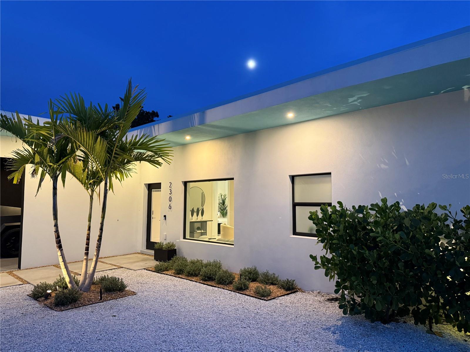 Photo of 2306 VALENCIA DRIVE SARASOTA FL 34239