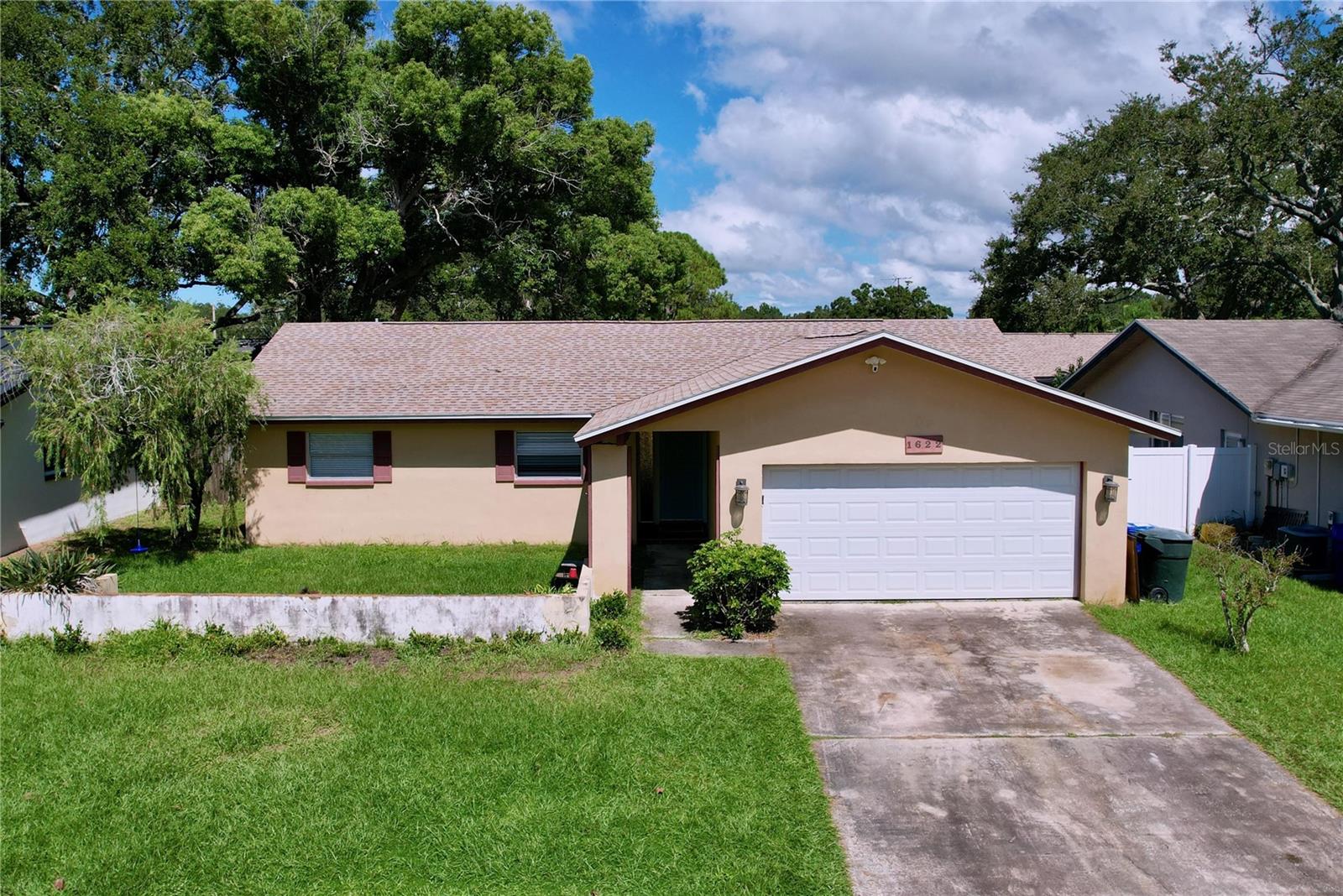 Photo of 1622 DALE CIRCLE DUNEDIN FL 34698