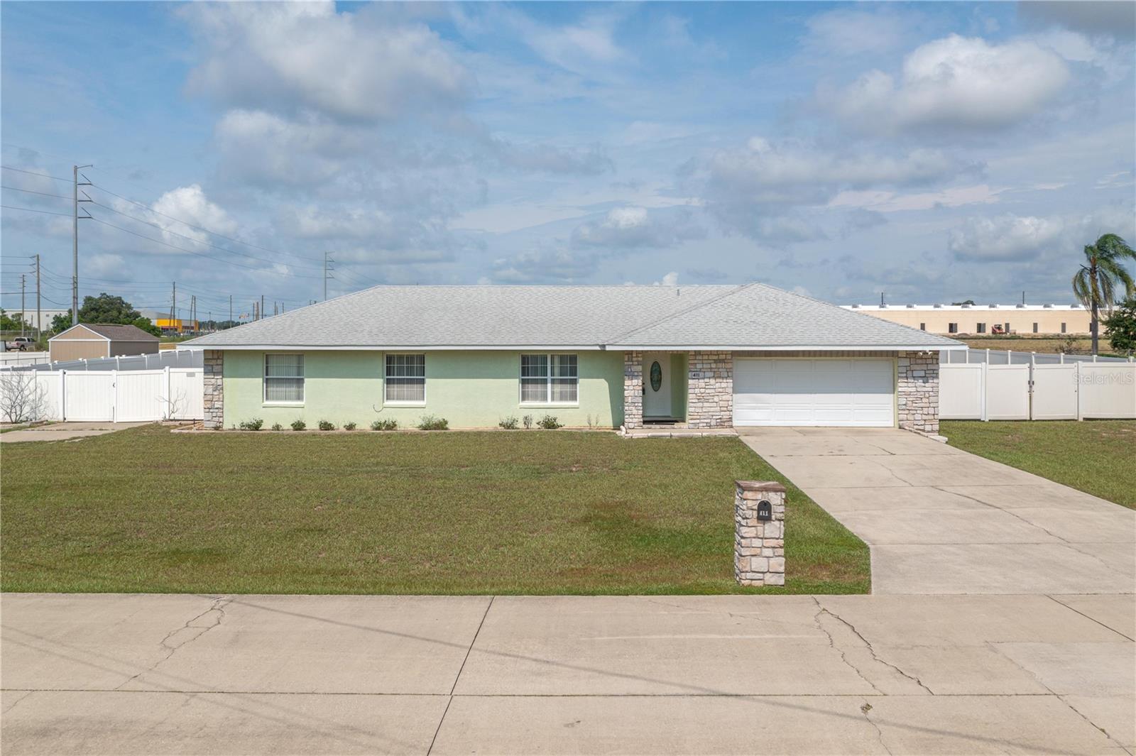 Photo of 411 COUNTRY PINE ROAD HAINES CITY FL 33844