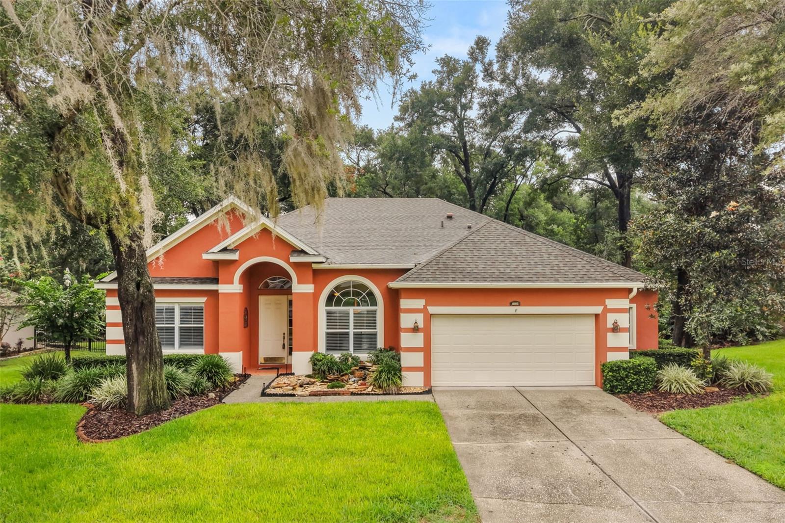Photo of 595 SAND WEDGE LOOP APOPKA FL 32712