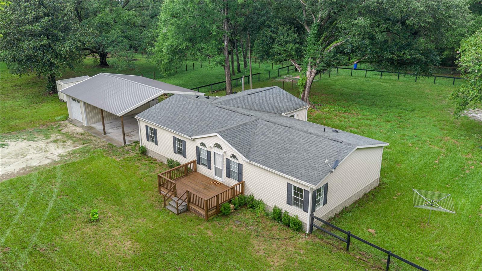 Photo of 13250 NW 160TH AVENUE MORRISTON FL 32668